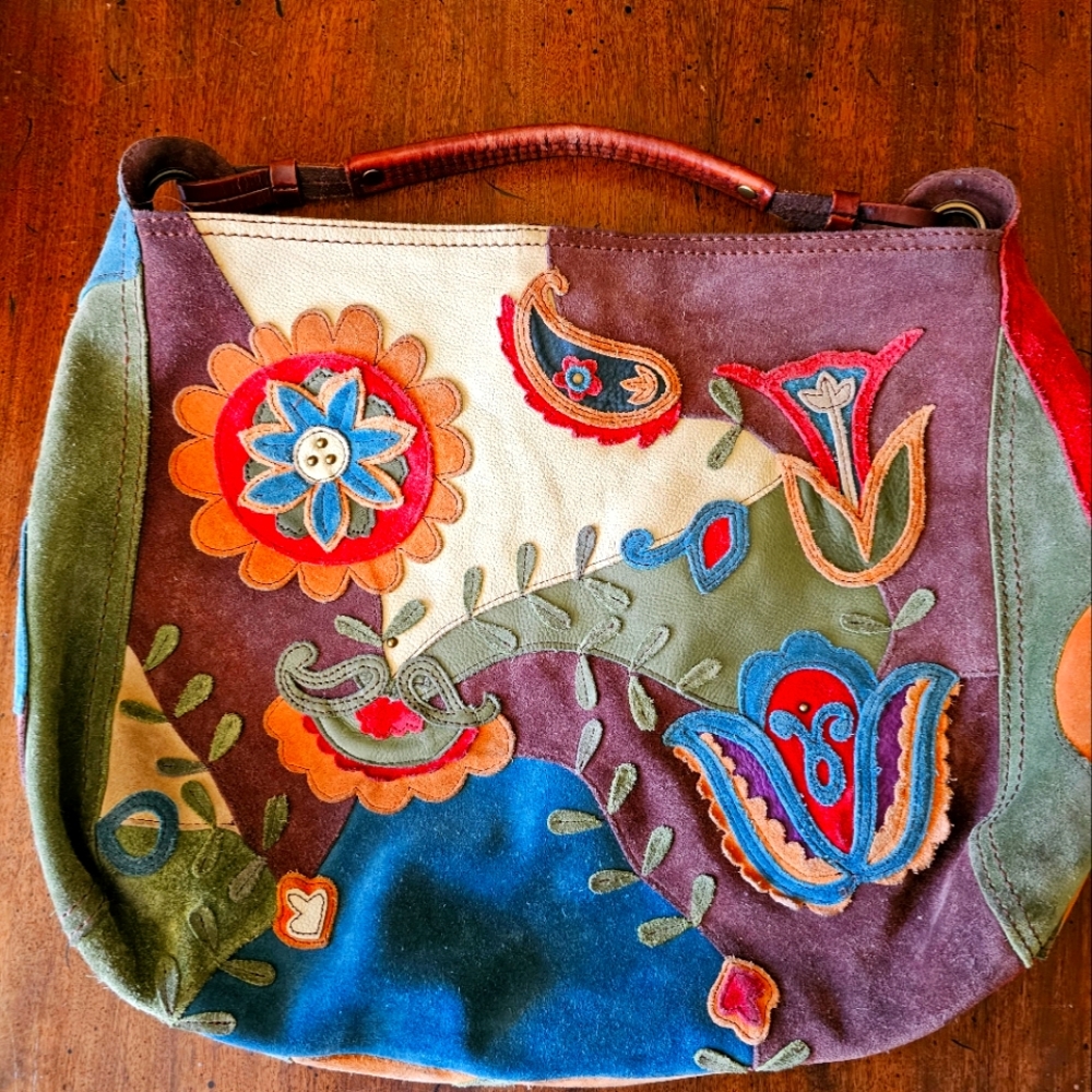 Lucky brand purse